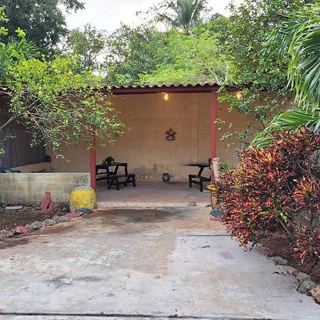 Вилла Casa San Bernardino De Siena Sisal Вальядолид Экстерьер фото