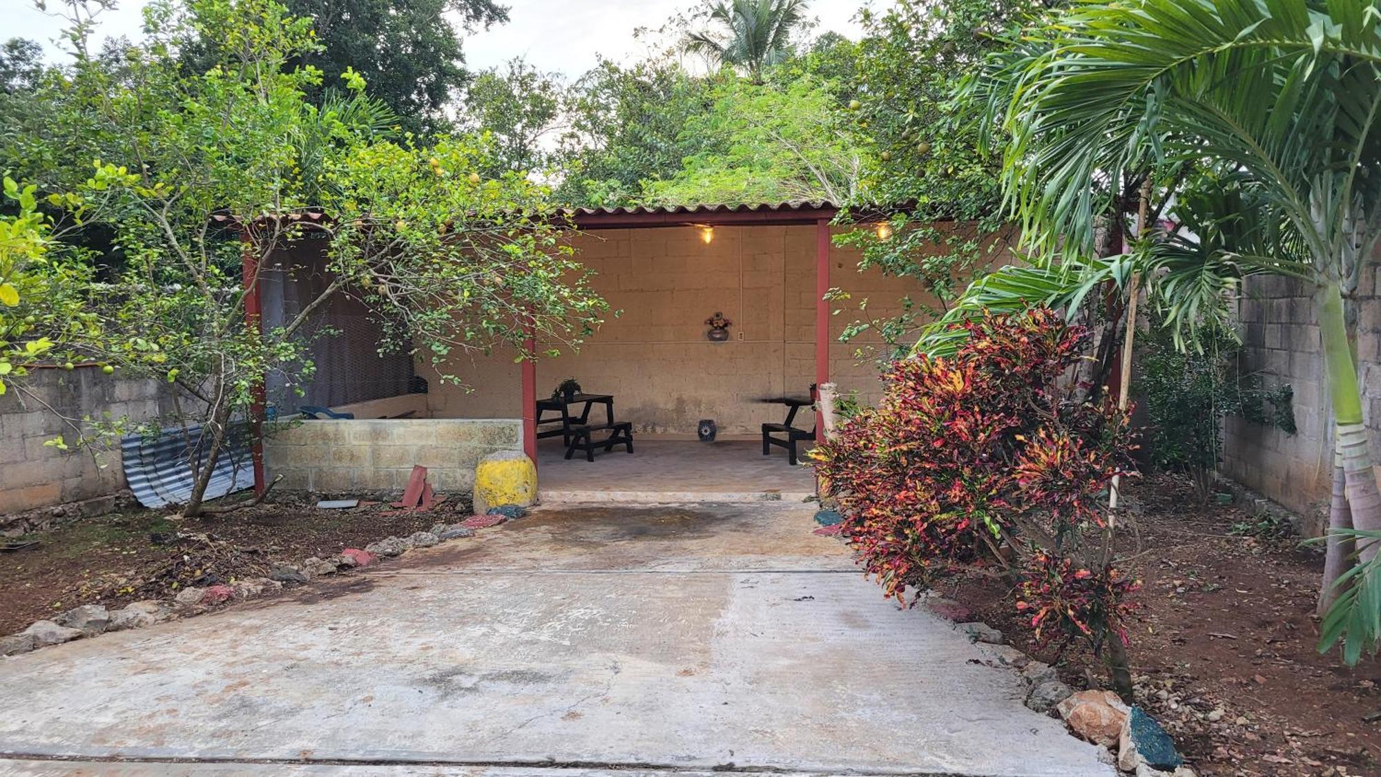 Вилла Casa San Bernardino De Siena Sisal Вальядолид Экстерьер фото